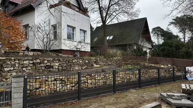 Hangbefestigung Hangsicherung Trockenmauer Sandstein Treppenanlage Blockstufen Falkensee